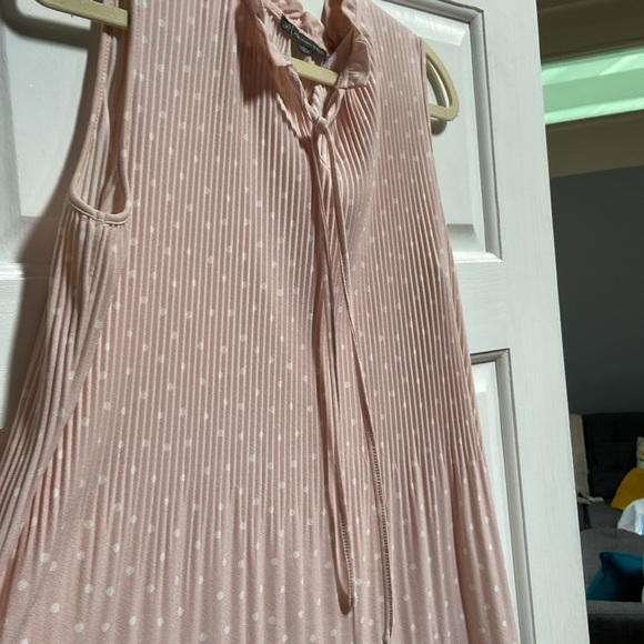 Pink and white polka dot blouse - Picture 3 of 4